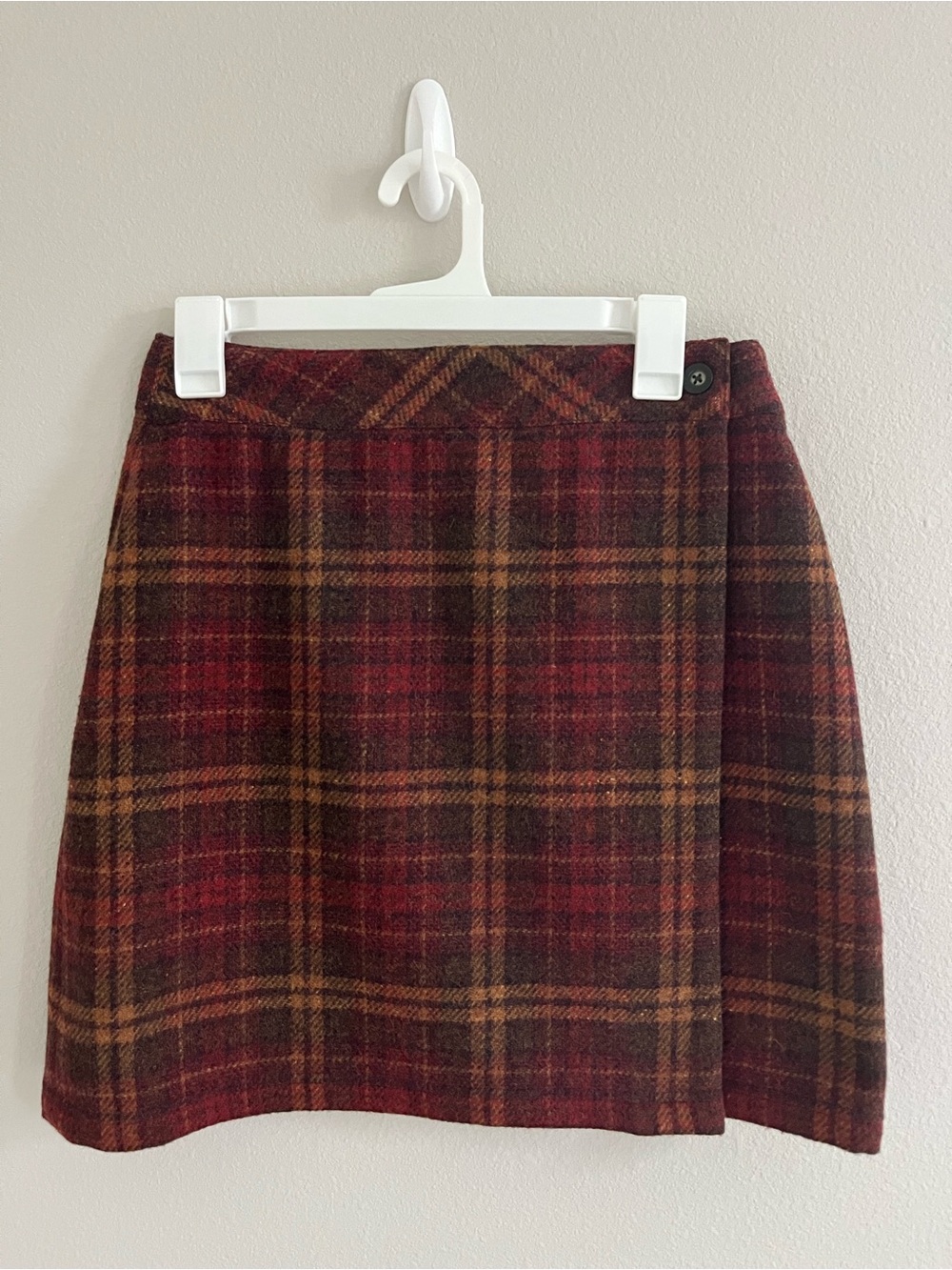 Vintage G.H. Bass & Co. Burgundy and Brown Plaid Mini Skirt Size 8